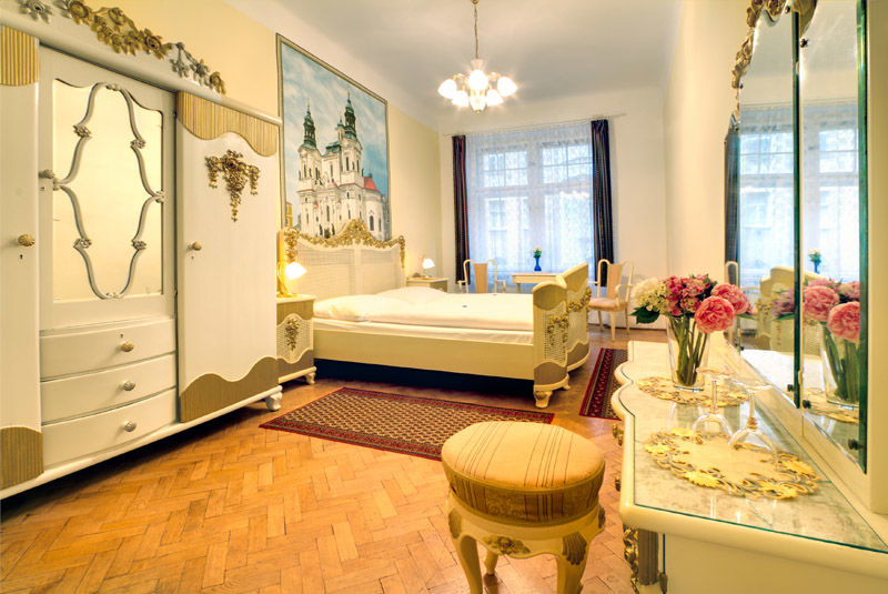 Hotel Taurus Praga Esterno foto