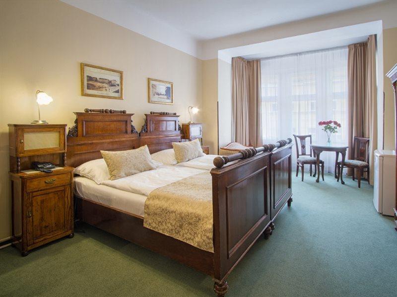 Hotel Taurus Praga Esterno foto