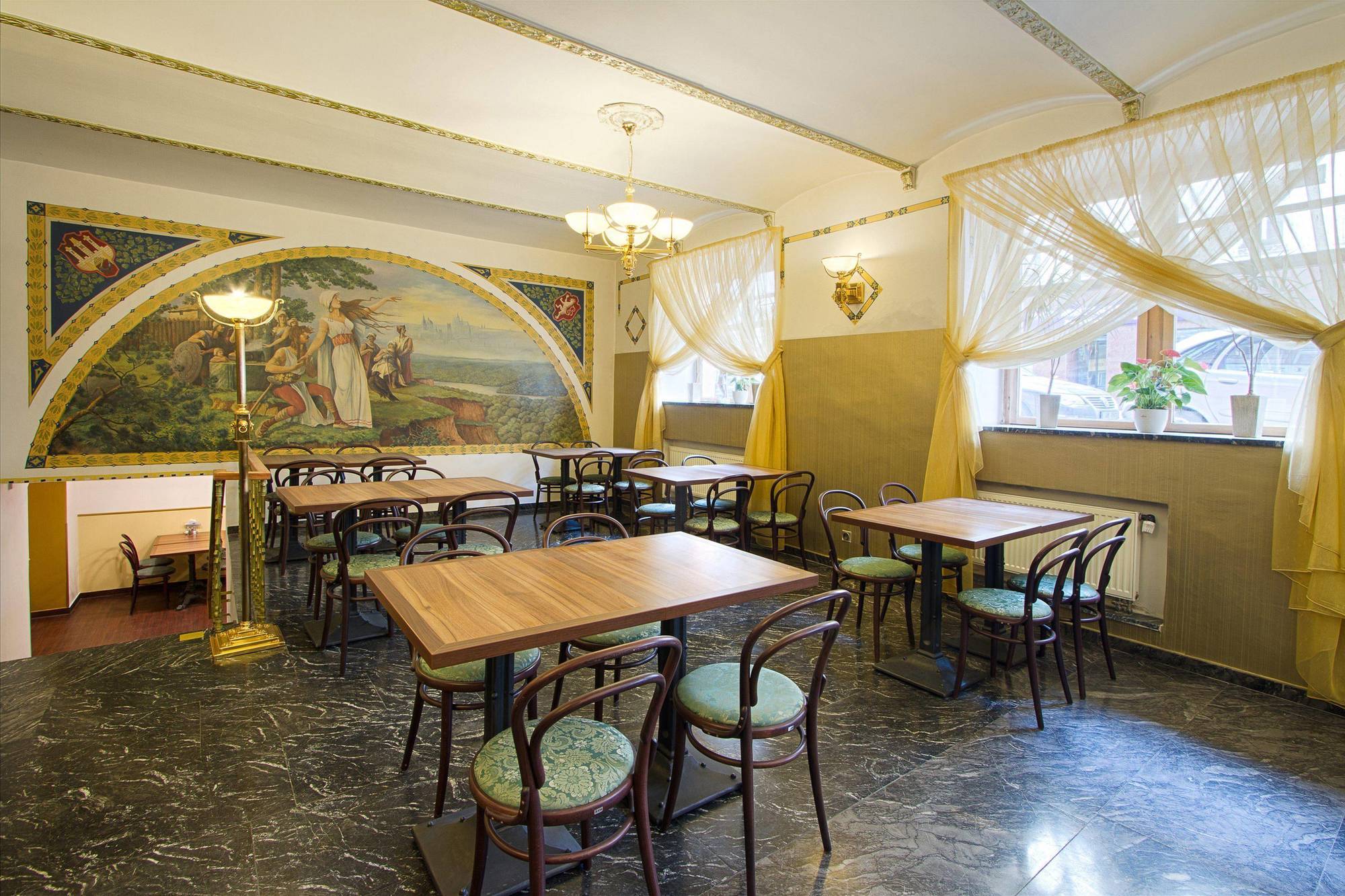Hotel Taurus Praga Esterno foto